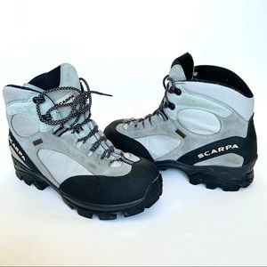 Scarpa Vibram Suede and Gortex Boot